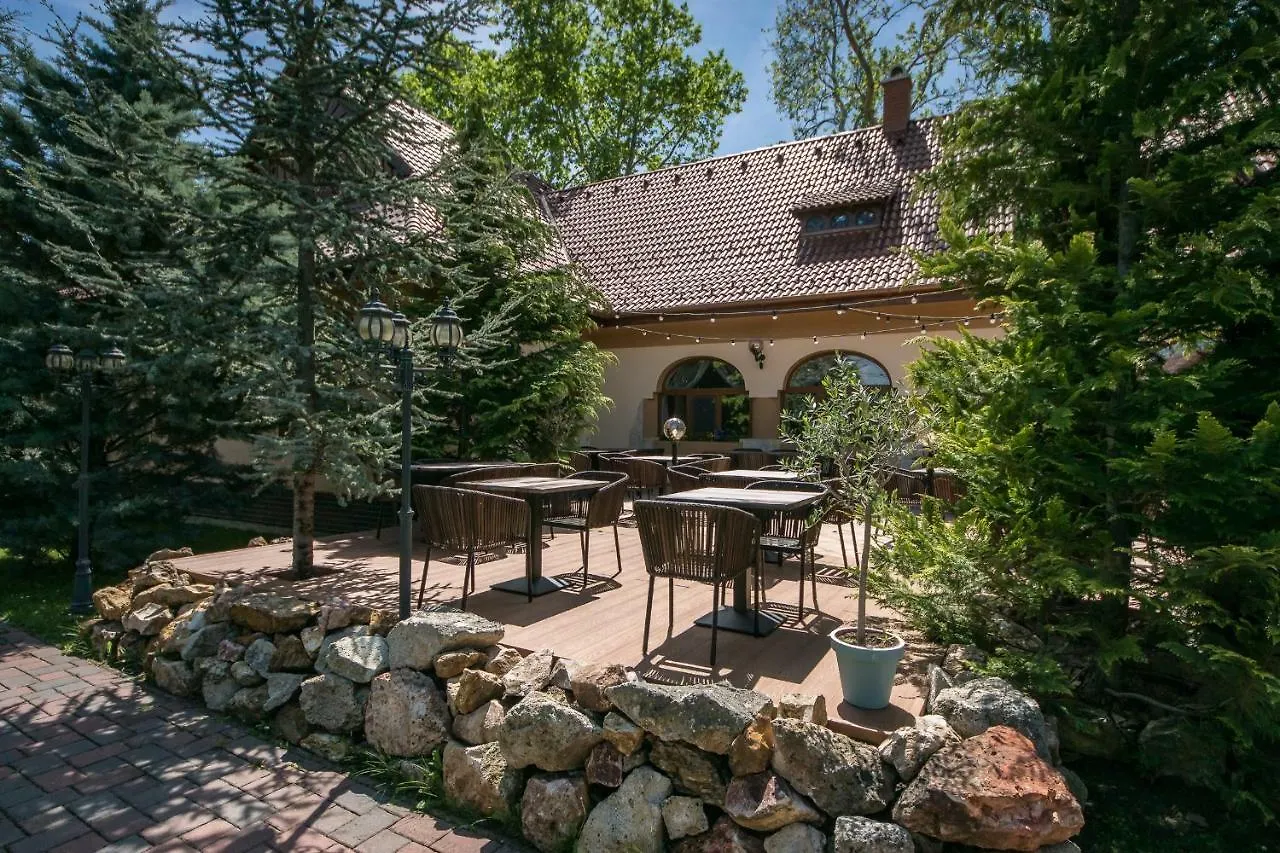 Platan Garden Rooms & Restaurant Hajdúszoboszló